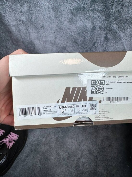 Size 5.5 | Jordan 1 Travis Scott With Box | Pre-Owned main image 6